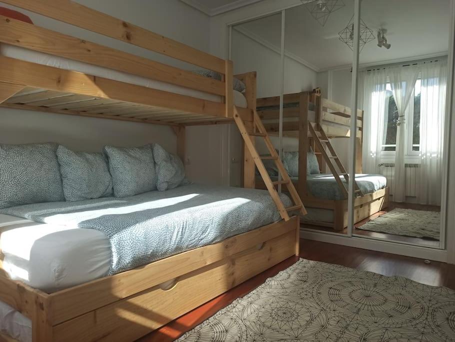 Apartamento Bajo Con Jardin Privado Santander Exterior foto