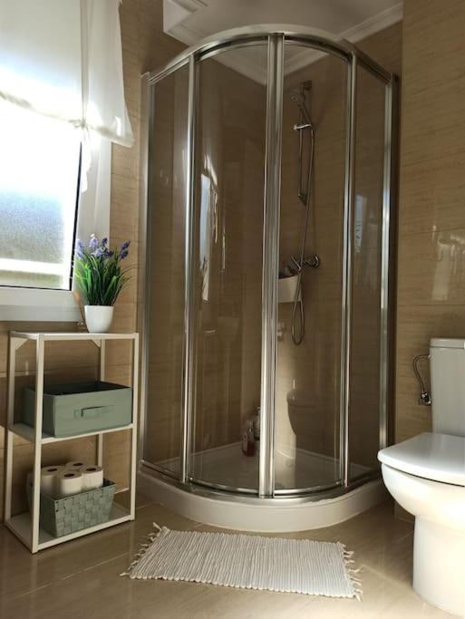 Apartamento Bajo Con Jardin Privado Santander Exterior foto
