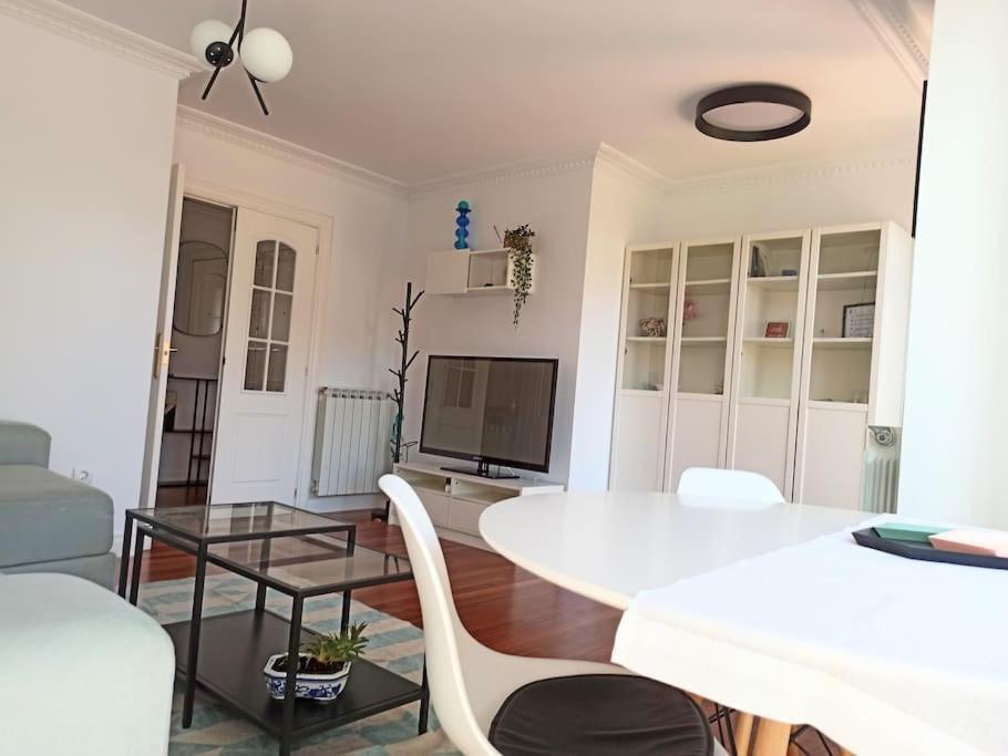 Apartamento Bajo Con Jardin Privado Santander Exterior foto