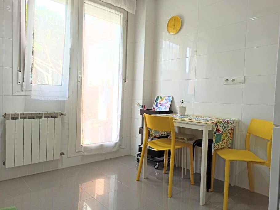 Apartamento Bajo Con Jardin Privado Santander Exterior foto