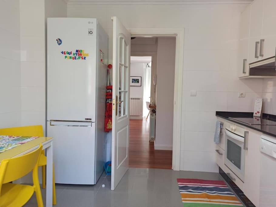 Apartamento Bajo Con Jardin Privado Santander Exterior foto