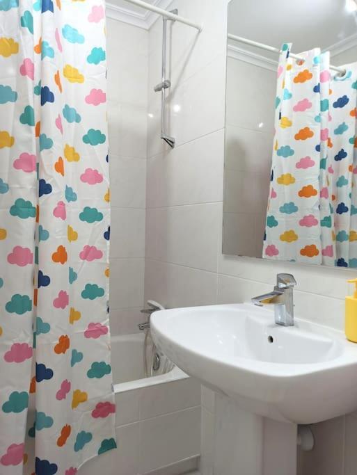 Apartamento Bajo Con Jardin Privado Santander Exterior foto