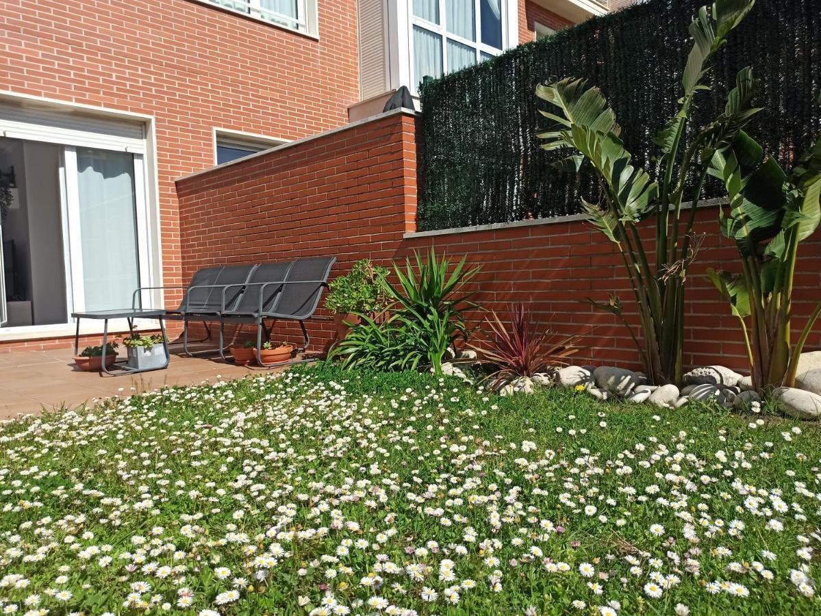 Apartamento Bajo Con Jardin Privado Santander Exterior foto
